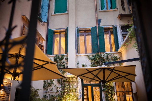 Liassidi Wellness Suites image 2